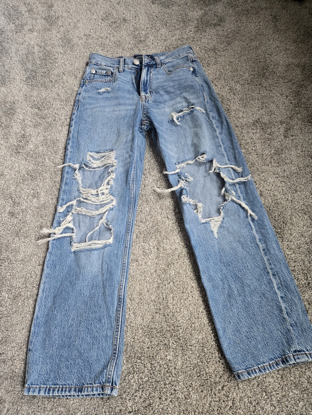 Areopostale Highrise Baggy Distressed Light Blue Women’s Straight-Leg Jeans